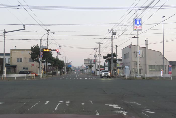 webnews今朝の北見/交差点から奥は常呂方面