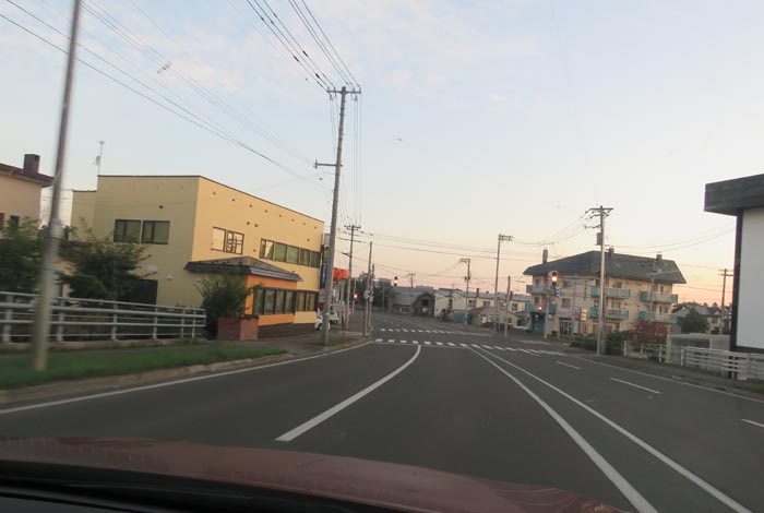 webnews今朝の北見/無加川橋を渡り南大通り交差点方向