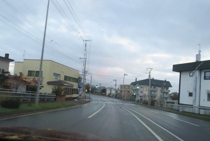 webnews今朝の北見/無加川橋を渡り南大通り交差点方向
