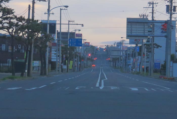 webnews今朝の北見/交差点から奥は常呂方面