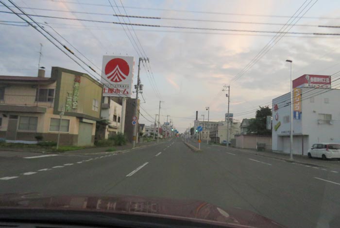 webnews今朝の北見/とん田通り、南大通り交差点から国道39号方向