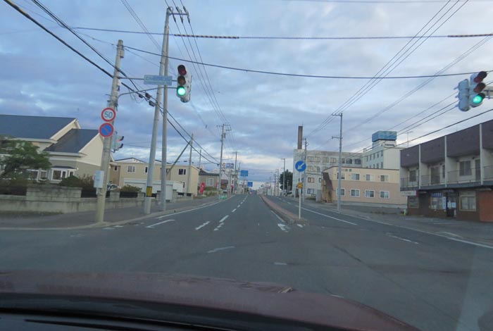 webnews今朝の北見/とん田通り、南大通り交差点から国道39号方向