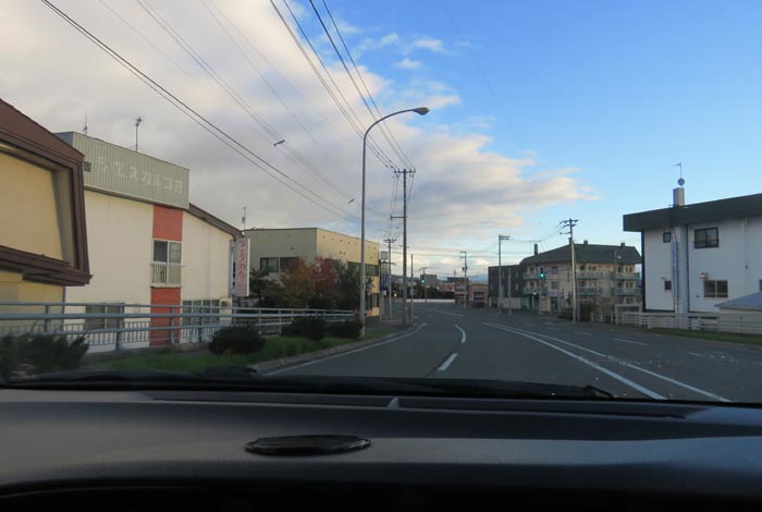 webnews今朝の北見/無加川橋を渡り南大通り交差点方向