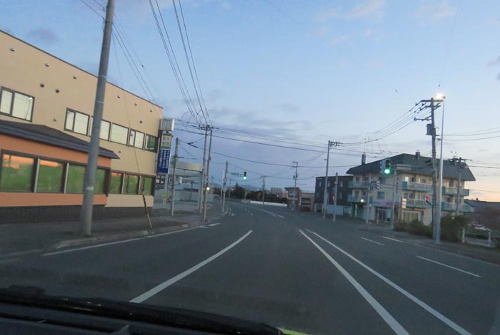 webnews今朝の北見/無加川橋を渡り南大通り交差点方向