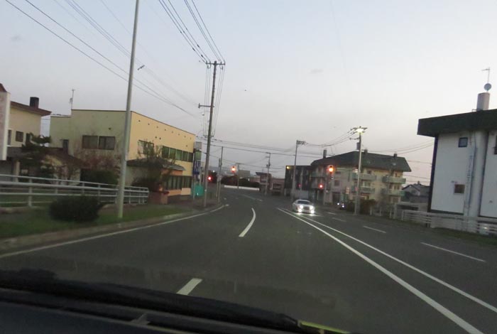 webnews今朝の北見/無加川橋を渡り南大通り交差点方向