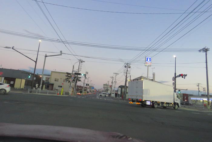webnews今朝の北見/交差点から奥は常呂方面