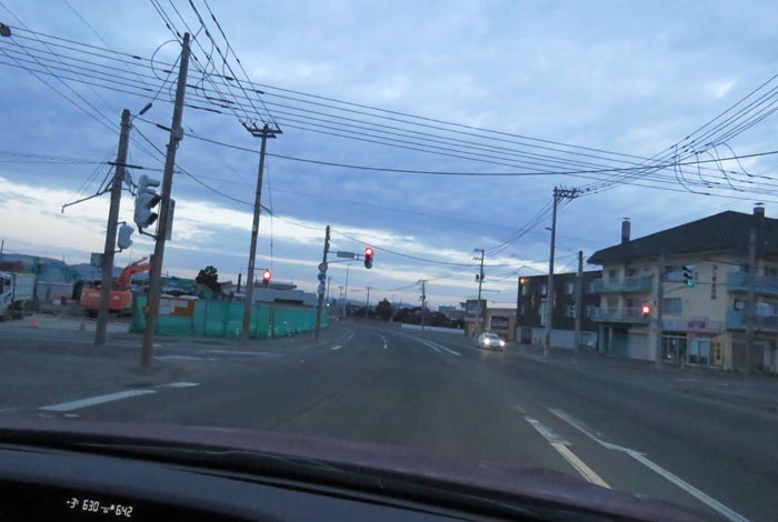 webnews今朝の北見/無加川橋を渡り南大通り交差点方向