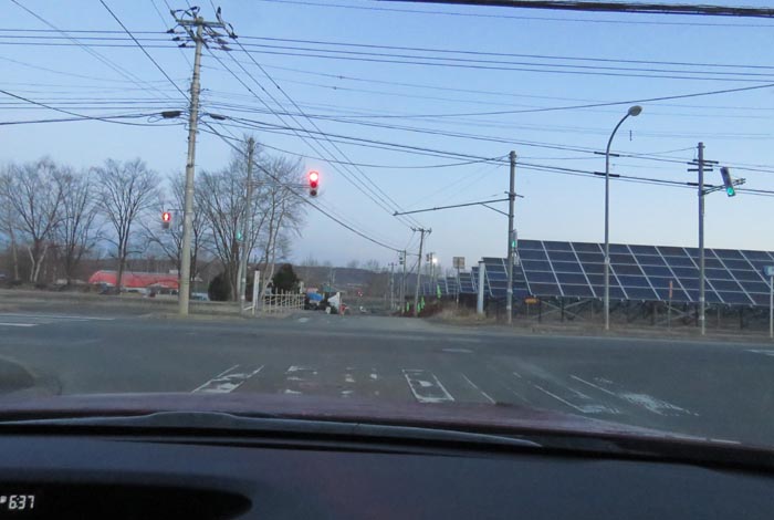 webnews今朝の北見/交差点から奥が無加川の右岸堤防