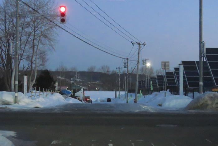 webnews�����̖k���^�����_���牜��������̉E�ݒ�h