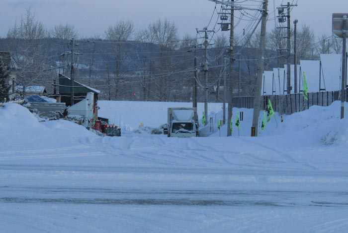 webnews�����̖k���^�����_���牜��������̉E�ݒ�h