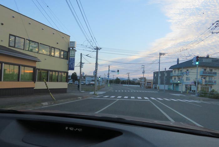 webnews今朝の北見/無加川橋を渡り南大通り交差点方向